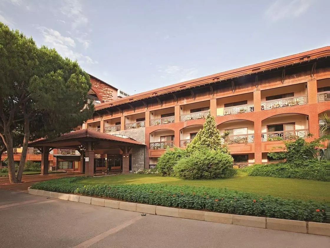 Papillon Belvil antalya hotel out view (Copy).jpg